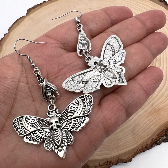 Silver Moth Skull Gothic Dangle Earrings - Picture 3 of 7